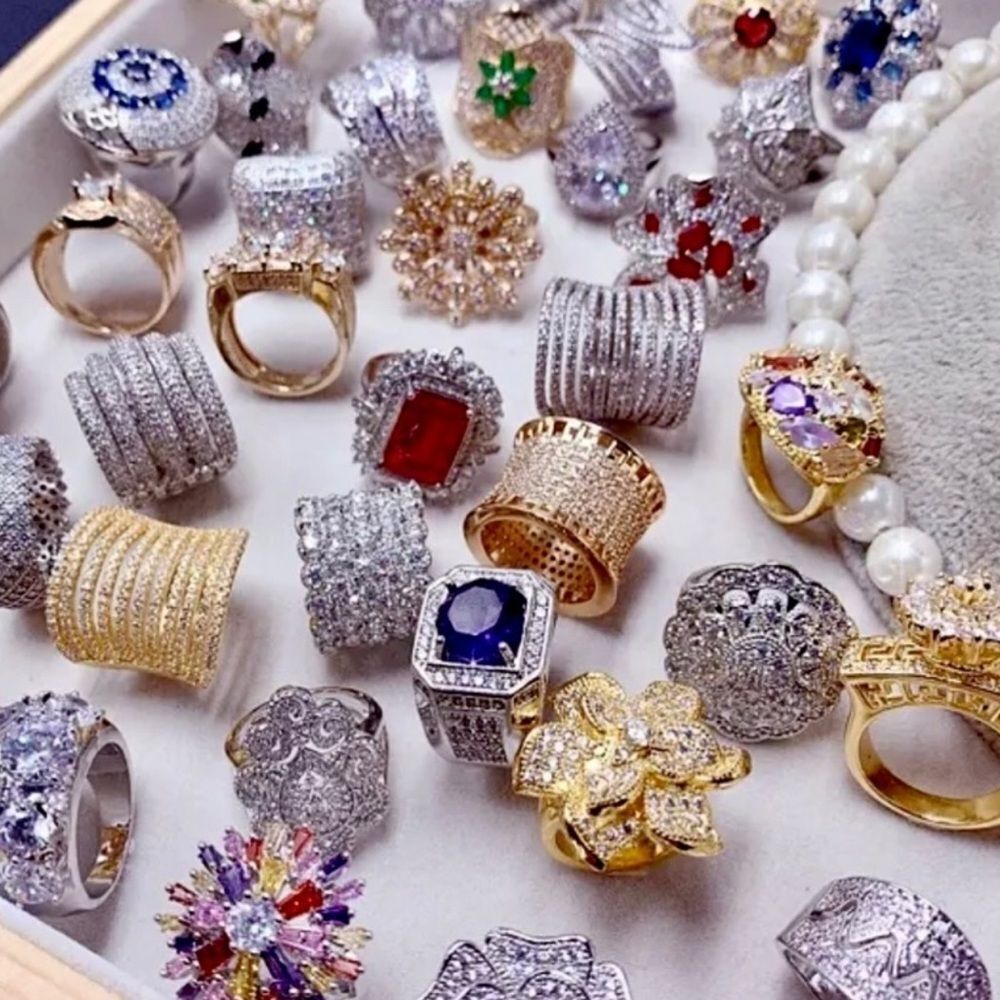 Elite Estate Jewelry Lot | Mostly Wearable High End Mix | 2 Lb Gold Silver - Picture 6 of 10
